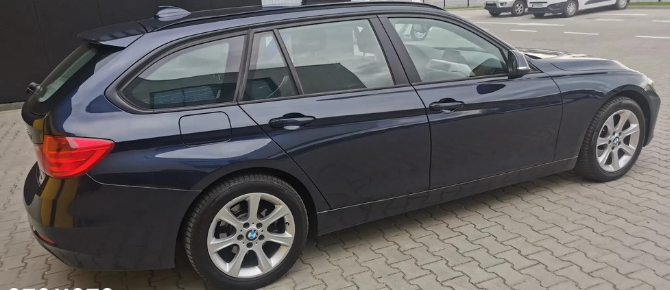 BMW Seria 3 cena 49999 przebieg: 168000, rok produkcji 2015 z Kraków małe 301